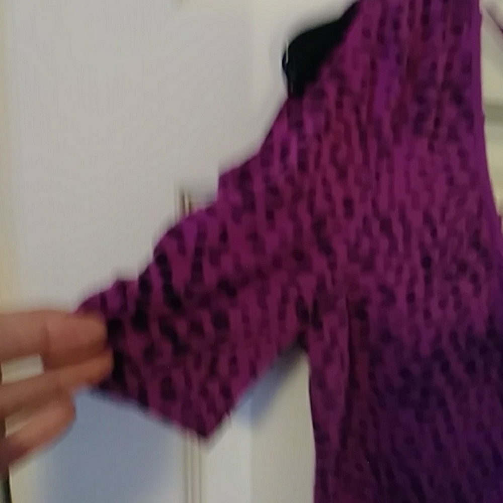 Top - Picture 3 of 3